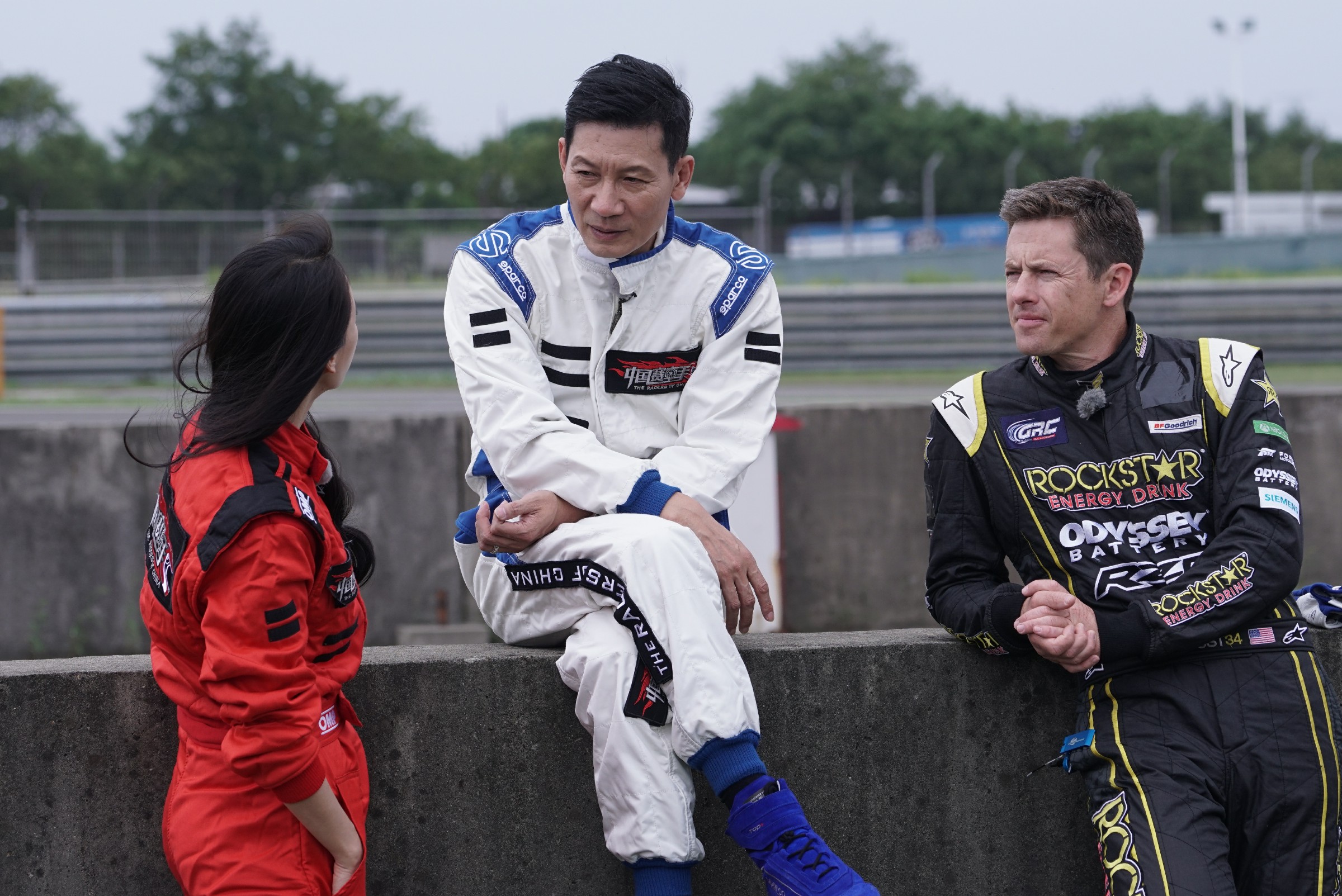 九游体育官方登录入口-关于速度赛车手勇夺金牌，速度之王的信息