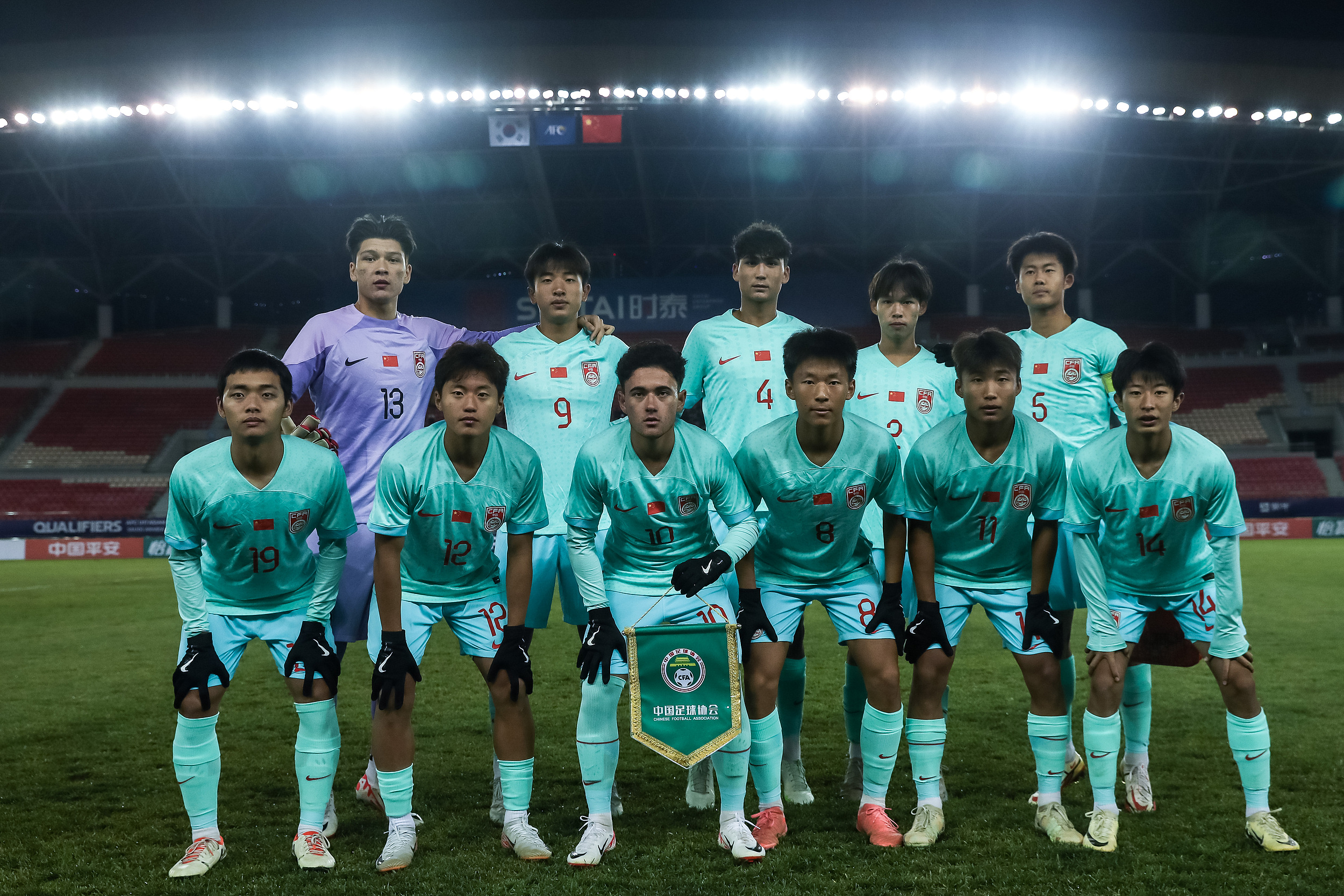 九游体育官网入口-关键战役中队员表现出色，帮助球队成功晋级