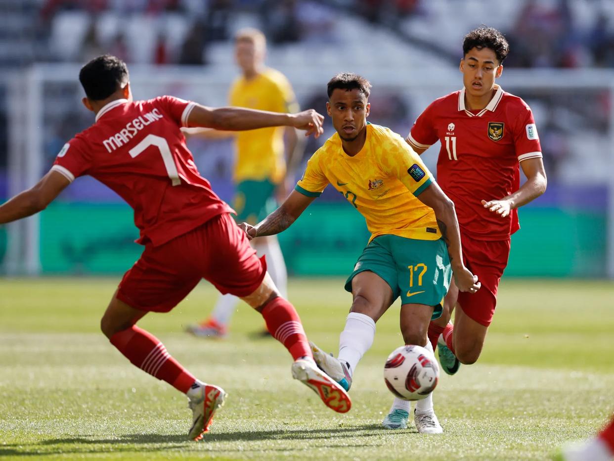 九游体育网页版入口-澳大利亚联赛季后赛火热开打，球队碰撞出火花