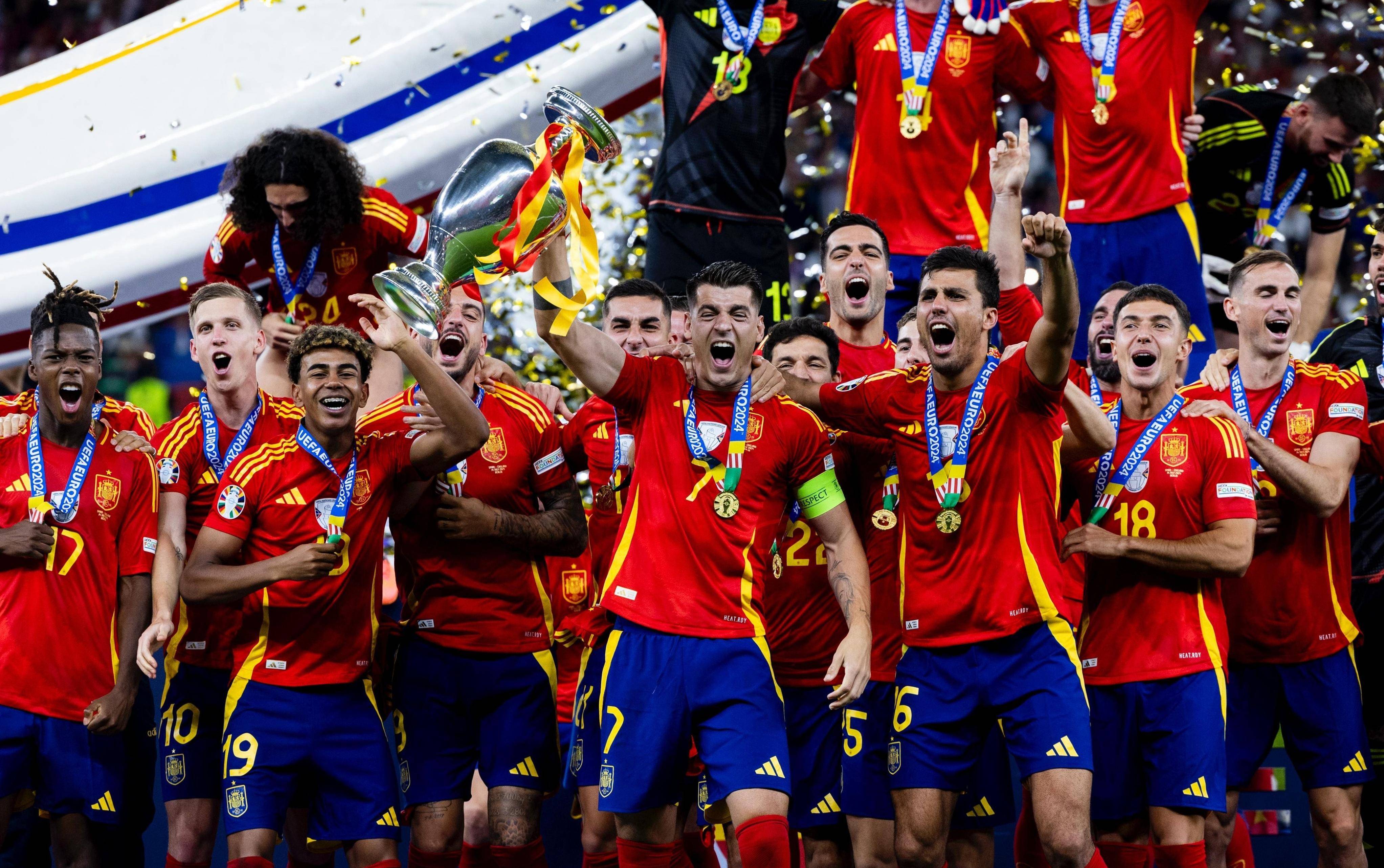 包含欧国联比赛：西班牙战胜英格兰的词条