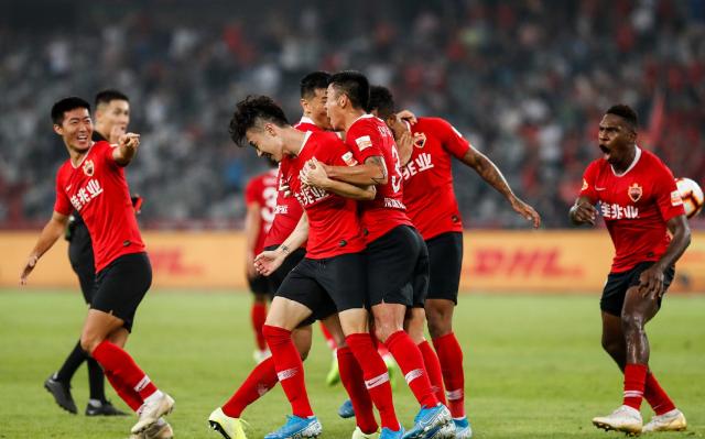 深圳佳兆业战胜武汉卓尔，士气大振的简单介绍