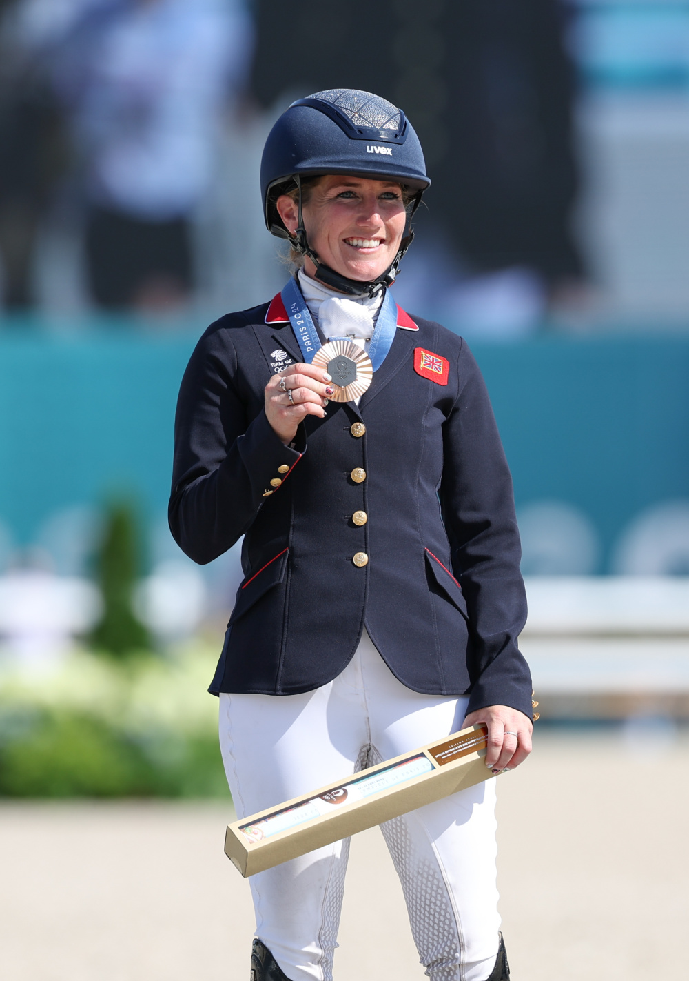 九游体育在线-卢森堡马术选手精湛表现，登上领奖台