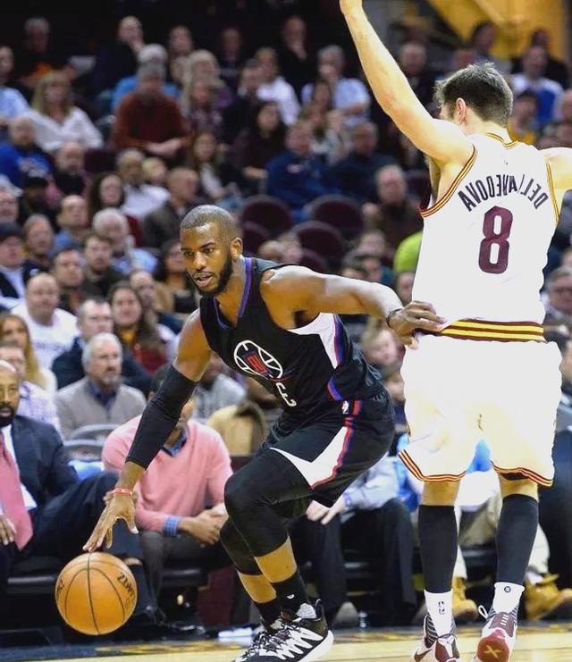 篮球经典回顾，经久不衰的传奇时刻