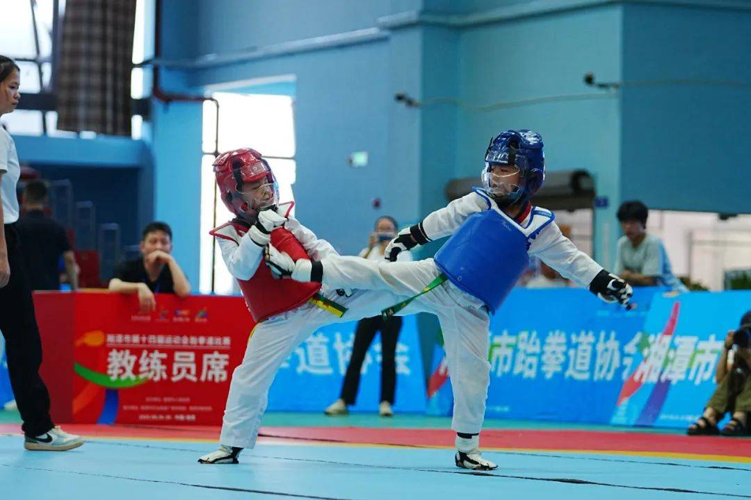 九游体育网页版登录入口-跆拳道男子组比赛精彩绝伦，韩国选手夺冠引喝彩的简单介绍