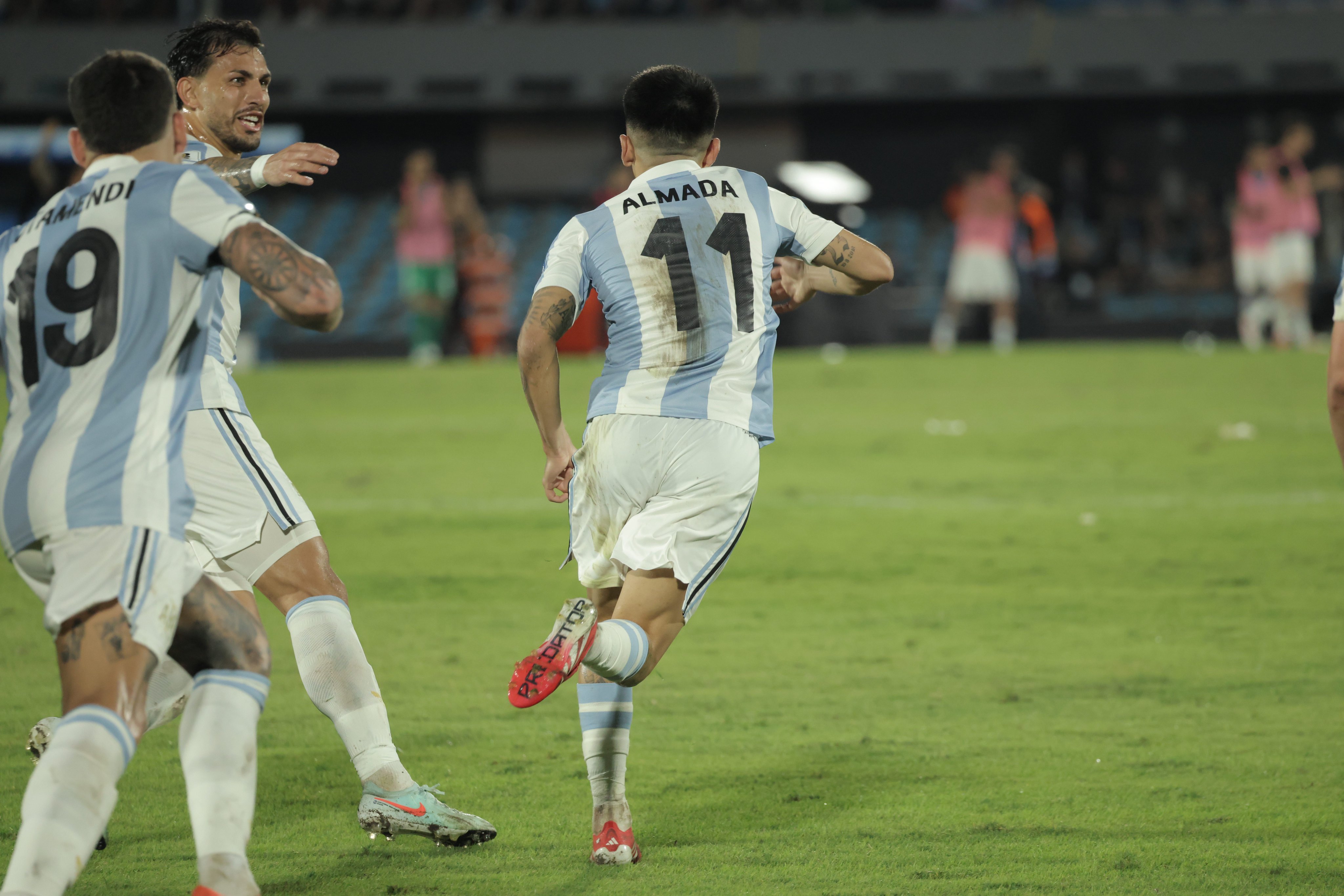 阿拉维斯客场不敌对手，未能拿分